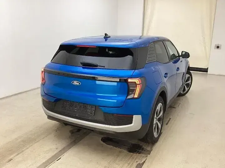 Gebraucht Ford Explorer 125 kW (170 PS) 2024 Blau SUV