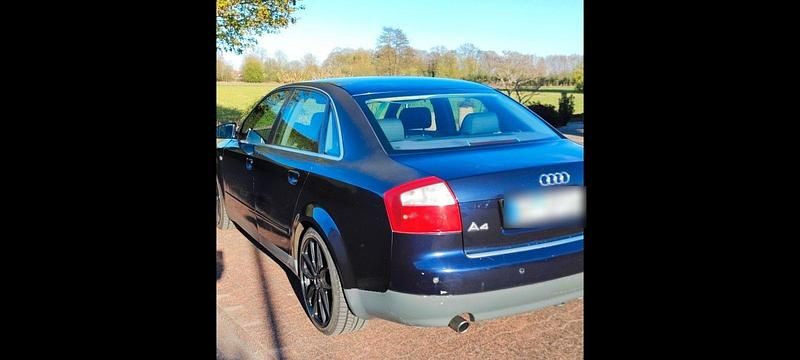 Gebraucht Audi A4 150 PS (110 kW) 2001 Blau Limousine
