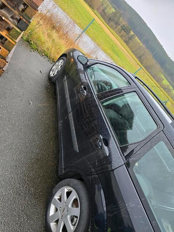 Second-hand Ford Focus 116 CP (85 kW) 1999 Negru Break