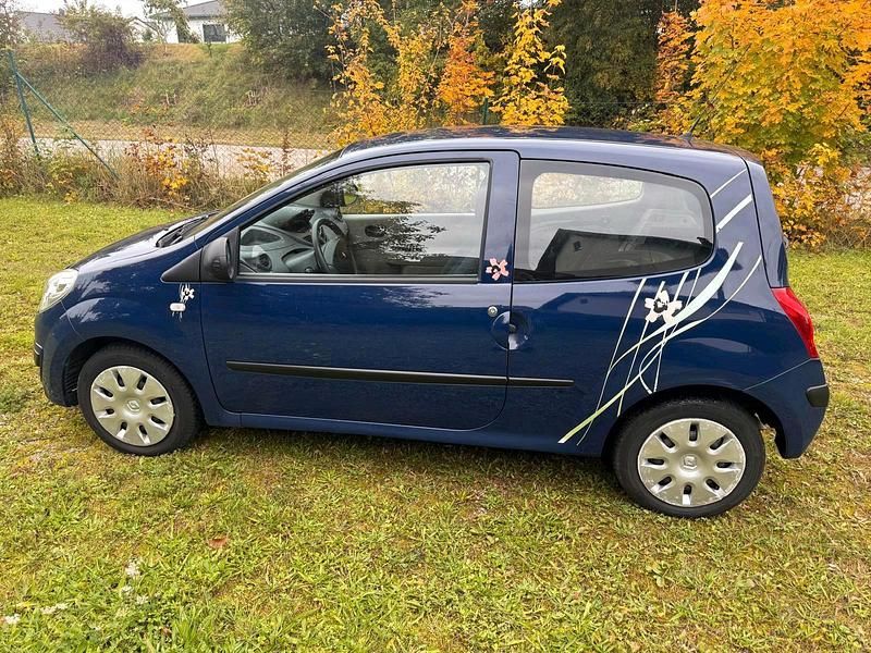 Andere farben Gebraucht 2008 Renault Twingo Kleinwagen | 2.499 € (Fairer Preis) - Bild 1/4