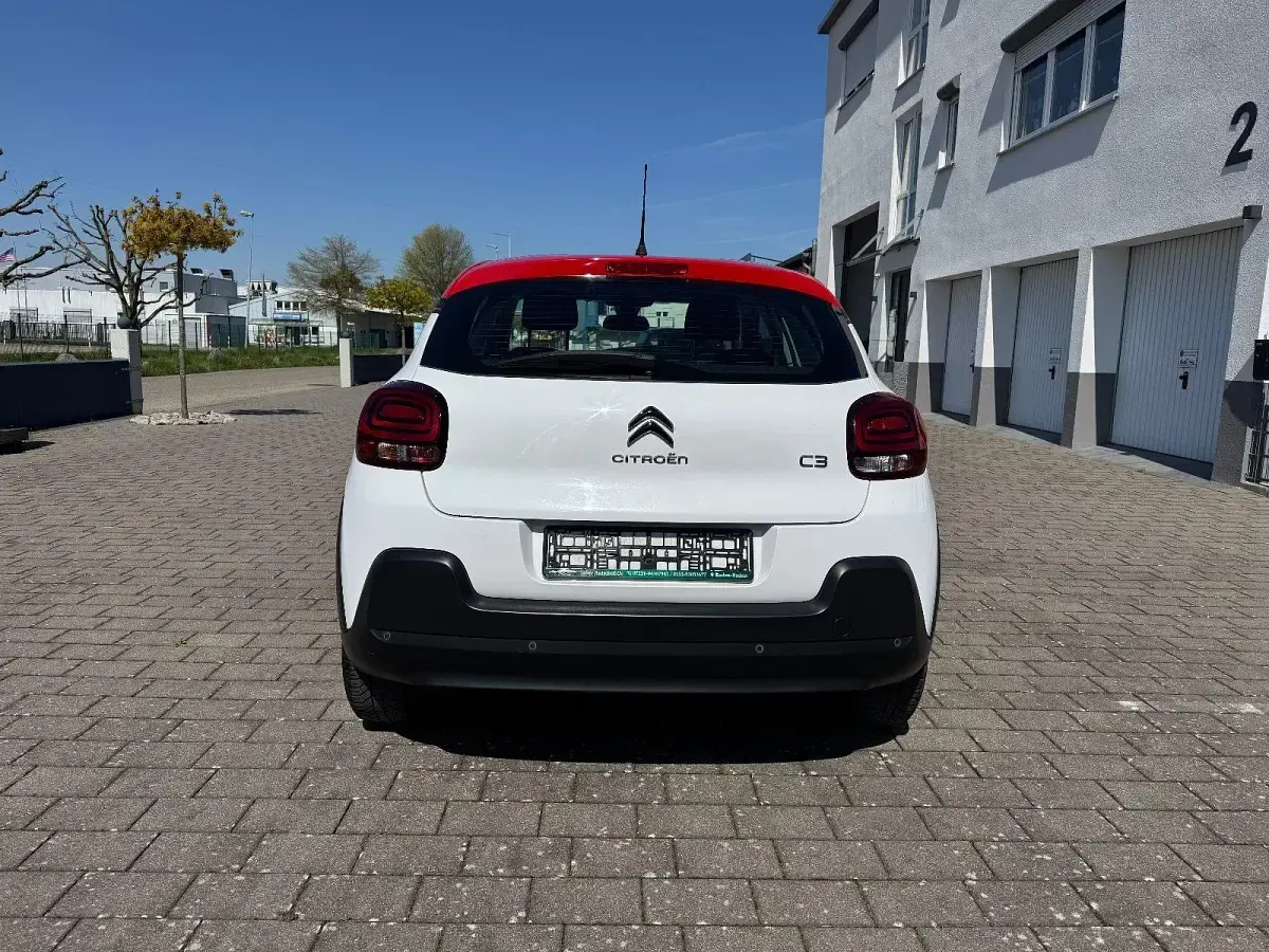 Gebraucht Citroën C3 Feel 82 PS (60 kW) 2018 Lack weiss banquise/decke Kleinwagen