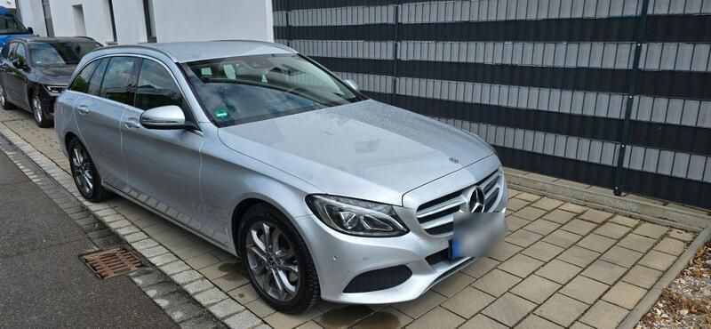 Silber Gebraucht 2017 Mercedes C250 Avantgarde Kombi | 19.750 € (Guter Preis) - Bild 1/4