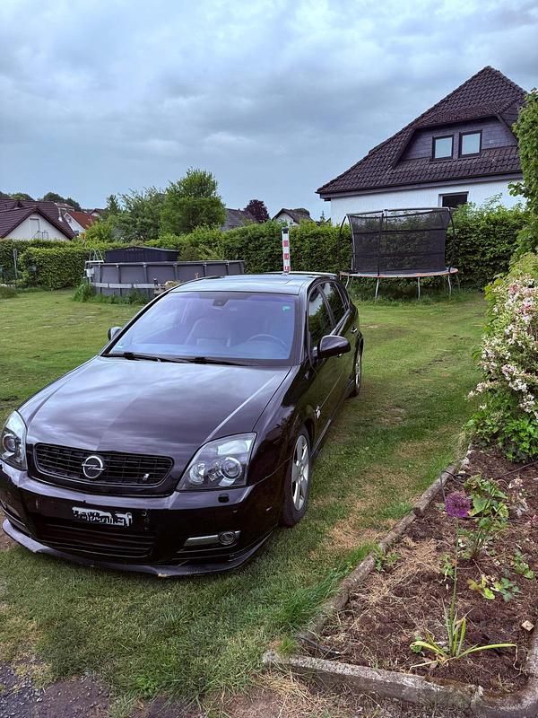 Schwarz Gebraucht 2004 Opel Signum Kleinwagen | 1.150 € (Superpreis) - Bild 1/4