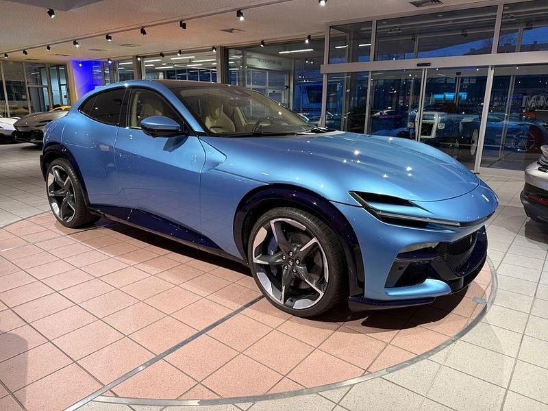Second-hand Ferrari Purosangue 725 CP (533 kW) 2024 Albastru SUV