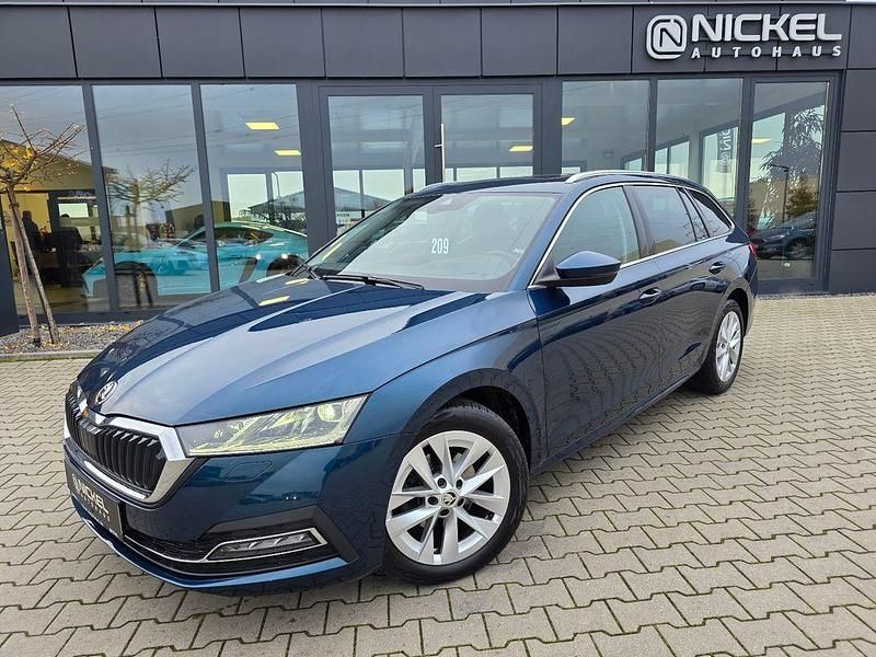 Blau Gebraucht 2021 Skoda Octavia Style Kombi | 23.999 € (Etwas zu teuer) - Bild 1/4