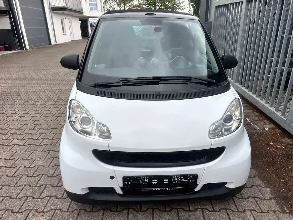 Gebraucht Smart ForTwo Cabrio 45 PS (33 kW) 2009 Weiß Cabrio