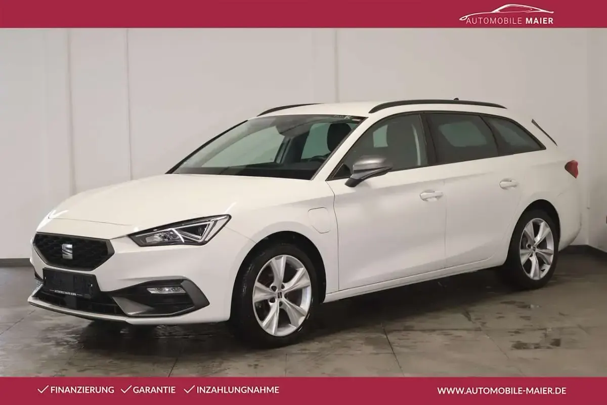 Gebraucht Seat Leon FR-Line 204 PS (150 kW) 2022 Candy weiss Kombi