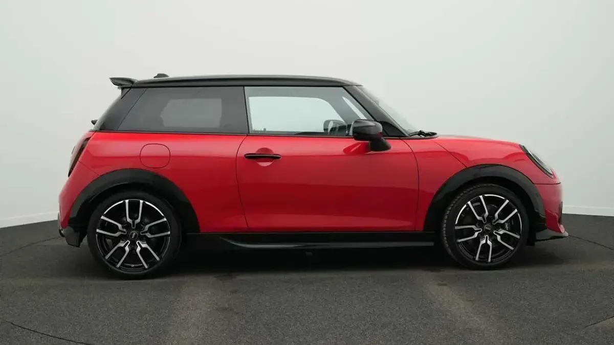 Usata Mini John Cooper Works 156 CV (114 kW) 2025 Rosso Utilitaria