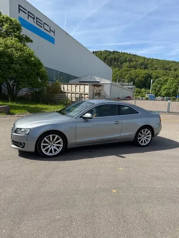Gebraucht Audi A5 Sport 211 PS (155 kW) 2011 Silber Coupé