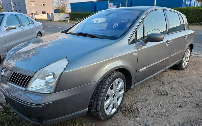 Używany Renault Vel Satis 163 KM (119 kW) 2003 Srebrny Hatchback