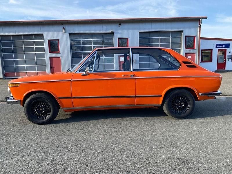 Gebraucht BMW 2002 101 PS (74 kW) 1974 Orange Limousine