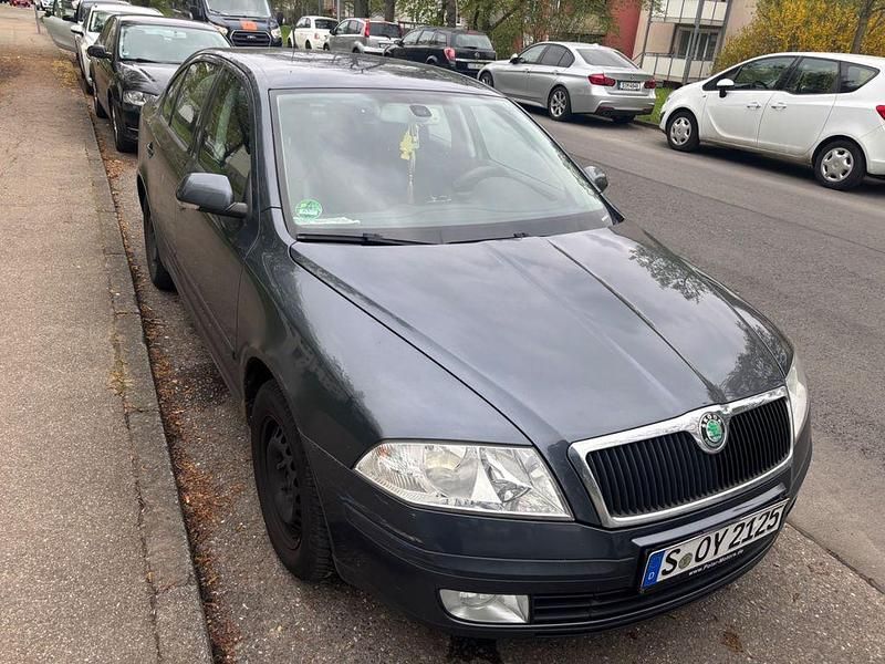Second-hand Skoda Octavia Ambiente 116 CP (85 kW) 2008 Gri Berlinǎ