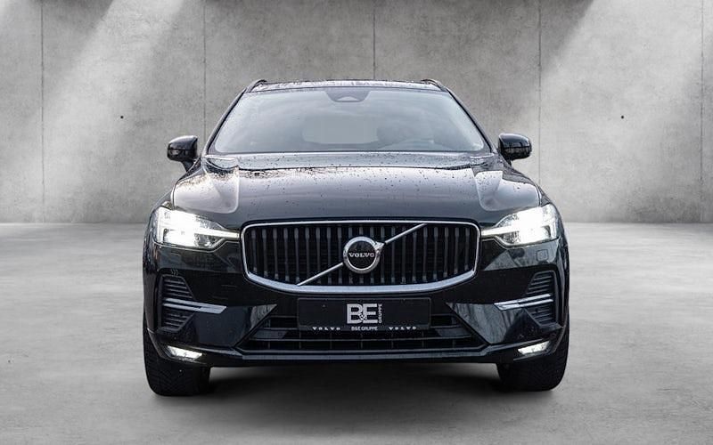 Gebraucht Volvo XC60 Core 197 PS (144 kW) 2022 Schwarz SUV