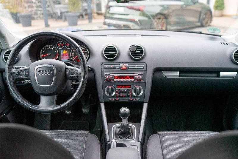 Gebraucht Audi A3 Sport 116 PS (85 kW) 2006 Grau Kleinwagen