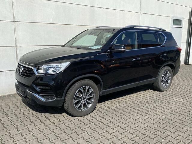 Gebraucht SsangYong Rexton 181 PS (133 kW) 2019 Schwarz lak space black SUV