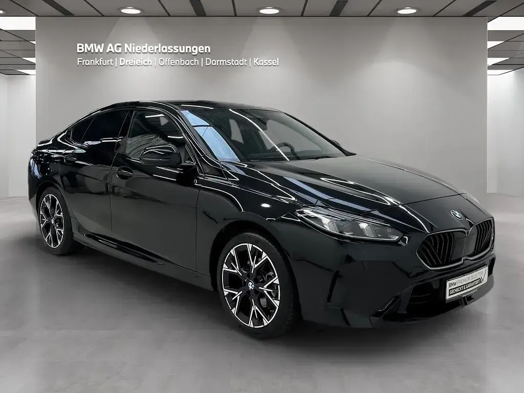 Gebraucht BMW 220 M Sport 156 PS (114 kW) 2026 Schwarz Coupé