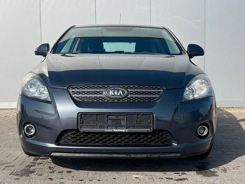 Gebraucht Kia ProCeed 126 PS (92 kW) 2008 Grau Kleinwagen