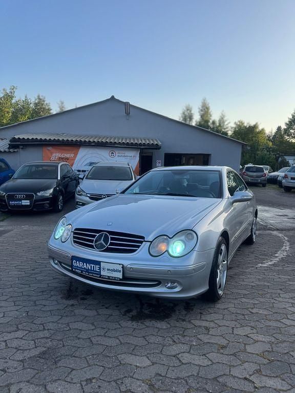 Silber Gebraucht 2004 Mercedes CLK500 Avantgarde Coupé | 6.400 € (Guter Preis) - Bild 1/4