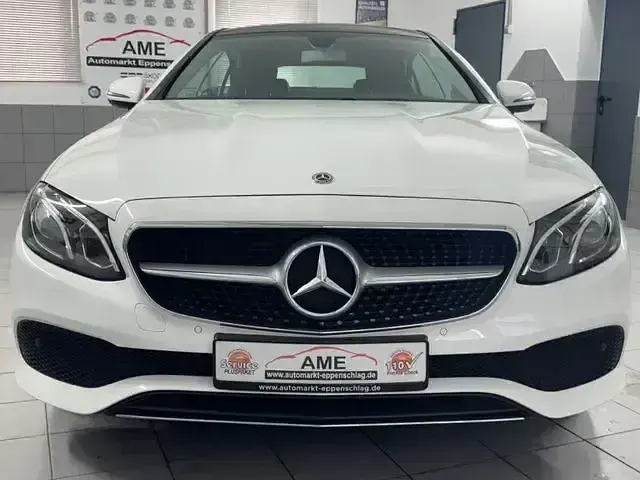 Second-hand Mercedes E200 184 CP (135 kW) 2018 Alb Coupe