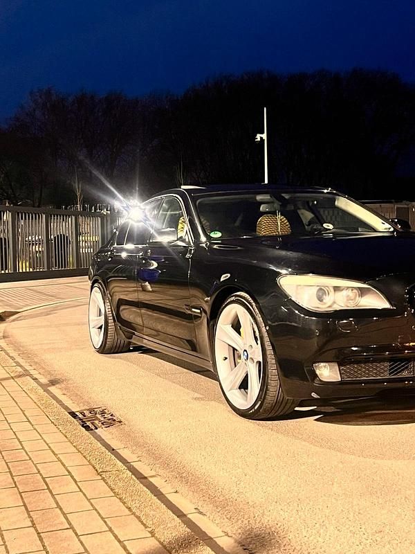 Gebraucht BMW 730 300 PS (220 kW) 2009 Schwarz Limousine
