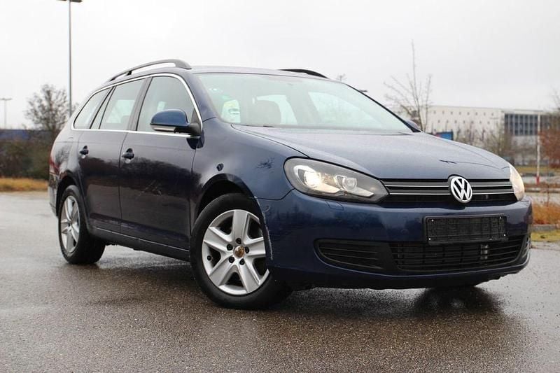 Gebraucht VW Golf VI Comfortline 105 PS (77 kW) 2010 Blau Kleinwagen