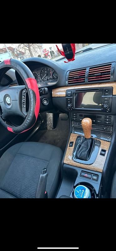 Second-hand BMW 320 150 CP (110 kW) 2002 Argintiu Berlinǎ