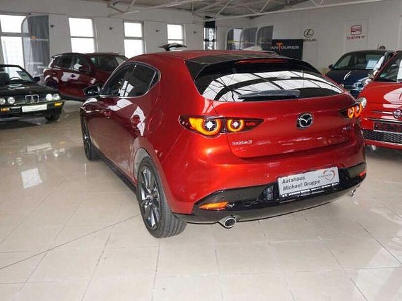 Gebraucht Mazda 3 Exclusive-Line 2024 Rot Limousine