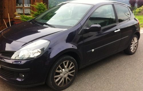 Gebraucht Renault Clio III Exception 152 PS (111 kW) 2006 Violett metallic Limousine