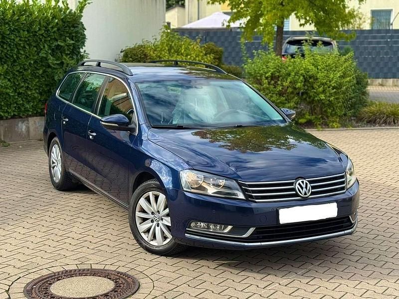 Gebraucht 2012 VW Passat Comfortline Kombi | 5.900 € (Guter Preis) - Bild 1/4