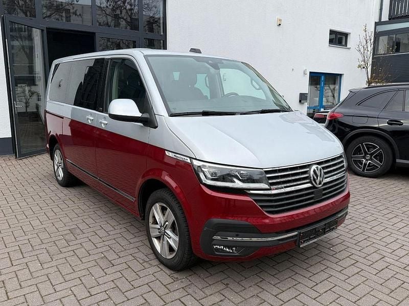 Usado VW Multivan 199 HP (146 kW) 2021 Prateado Monovolume