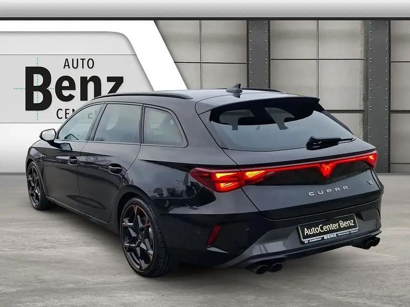 Gebraucht Cupra Leon VZ 333 PS (244 kW) 2025 Schwarz Kombi