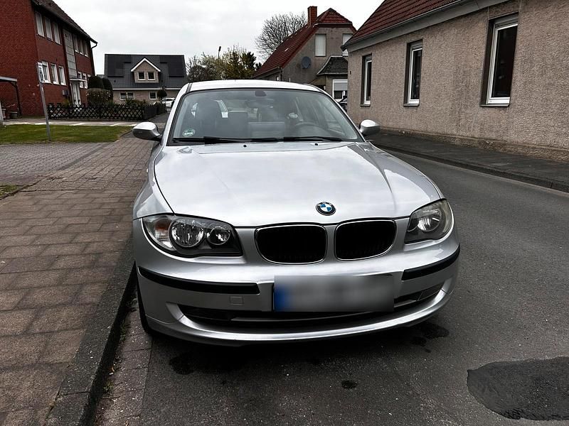 Gebraucht BMW 116 115 PS (84 kW) 2007 Grau Kleinwagen