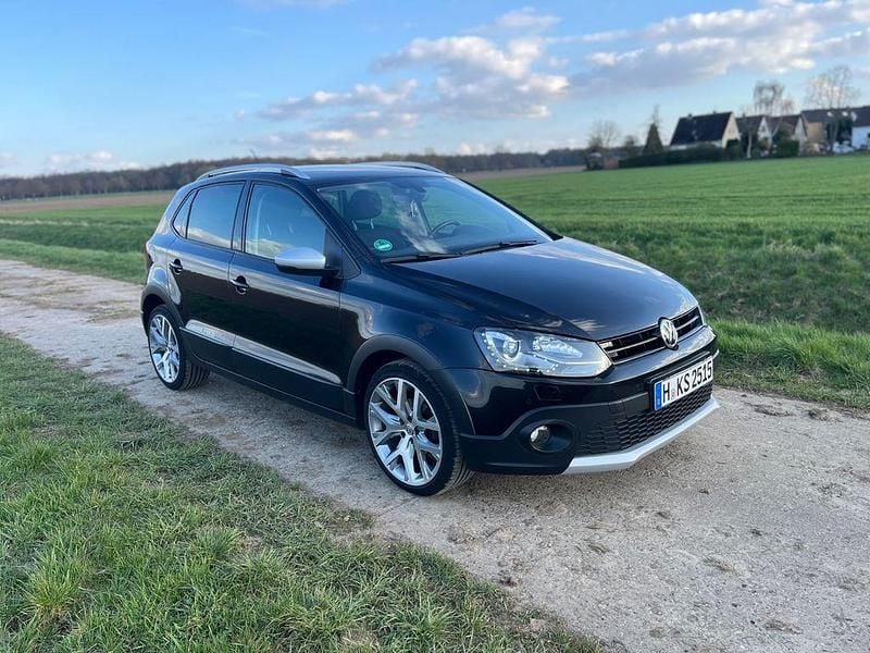 Gebraucht VW Polo Cross 90 PS (66 kW) 2014 Schwarz Kleinwagen