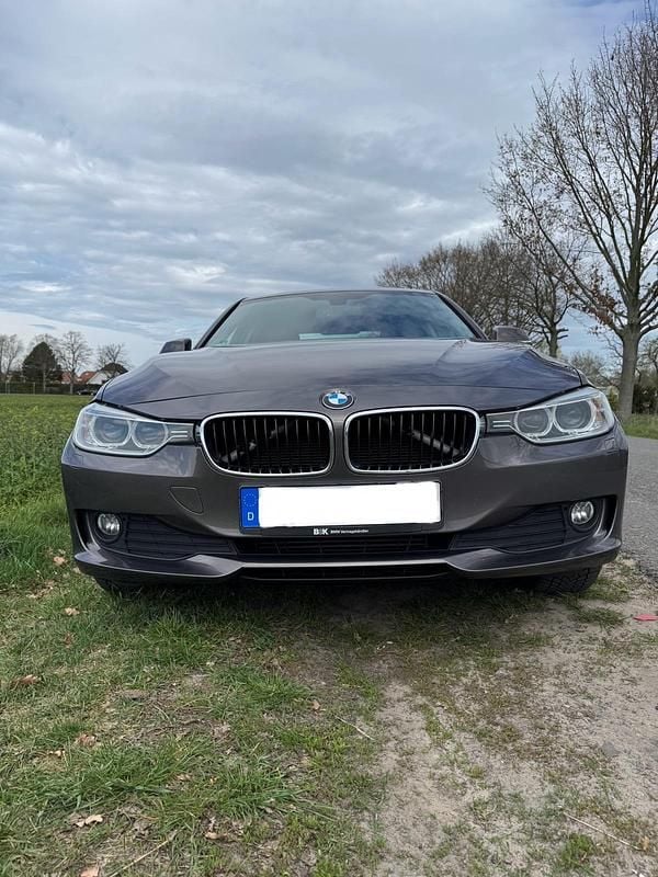 Second-hand BMW 316 2013 Maro Berlinǎ