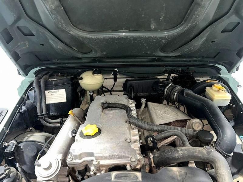 Gebraucht Land Rover Defender 122 PS (89 kW) 2000 Grün SUV