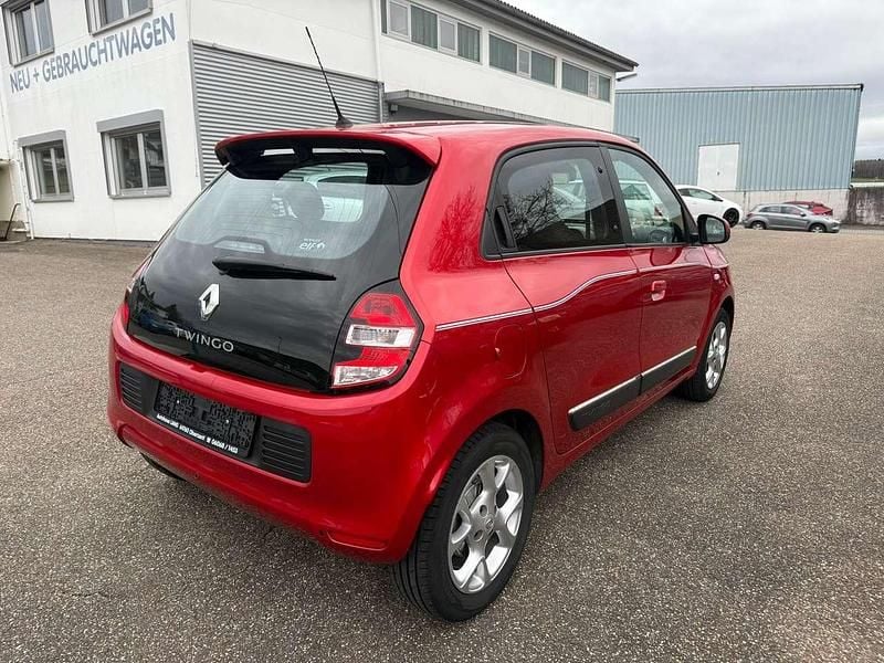 Gebraucht Renault Twingo Intens 90 PS (66 kW) 2016 Feuerrot Kleinwagen
