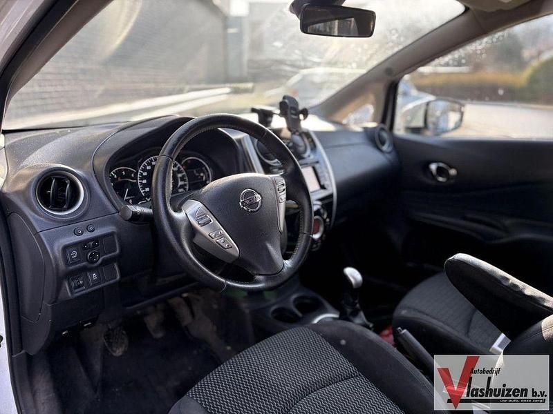 Gebraucht Nissan Note Acenta 90 PS (66 kW) 2015 Weiß Kleinwagen