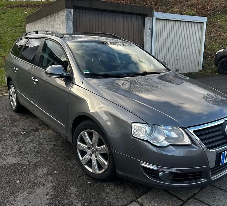 Silber Gebraucht 2006 VW Passat Kombi | 3.850 € (Teuer) - Bild 1/4