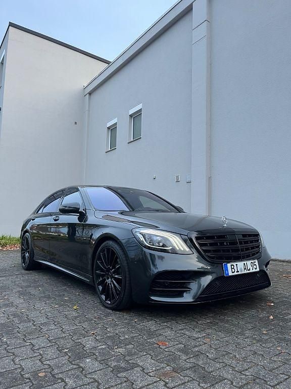 Schwarz Gebraucht 2018 Mercedes S350 AMG line Limousine | 49.750 € (Fairer Preis) - Bild 1/4