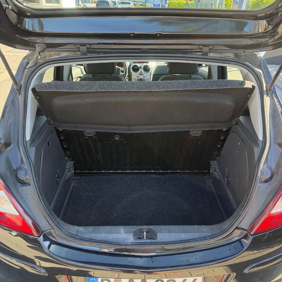 Usata Opel Corsa 80 CV (58 kW) 2008 Nero Utilitaria