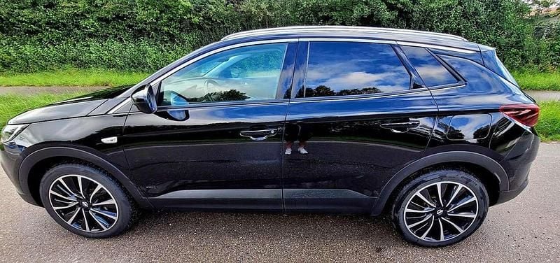 Schwarz Gebraucht 2021 Opel Grandland X Ultimate SUV | 22.900 € (Fairer Preis) - Bild 1/4