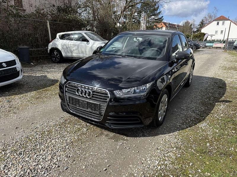 Gebraucht Audi A1 Attraction 86 PS (63 kW) 2013 Brillantschwarz Kleinwagen