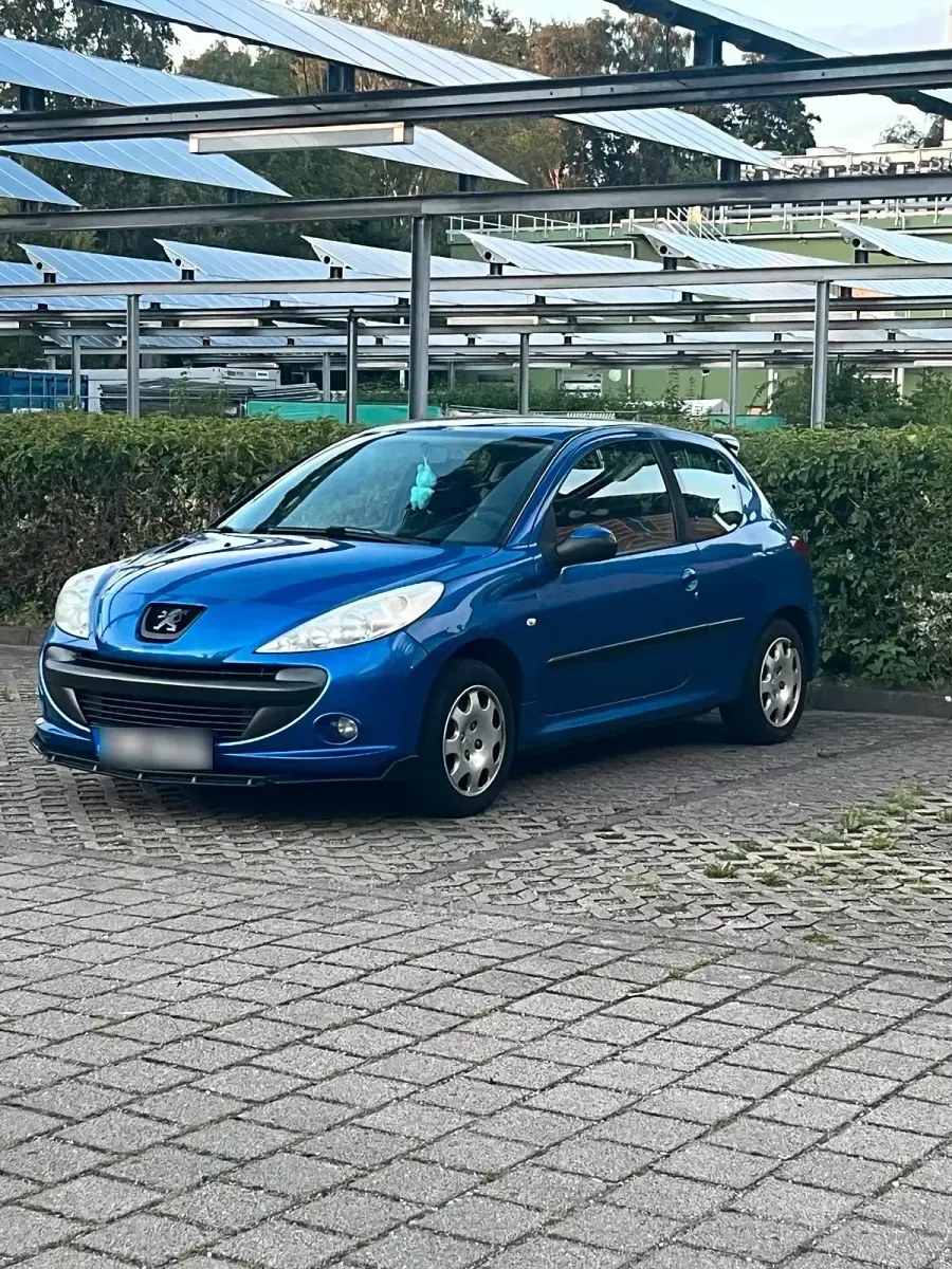 Gebraucht Peugeot 206+ 2009 Blau Kleinwagen