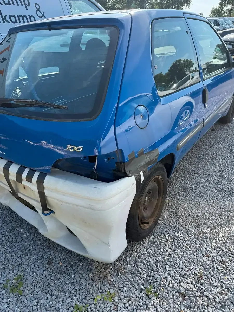 Gebraucht Peugeot 106 60 PS (44 kW) 2002 Blau Kleinwagen