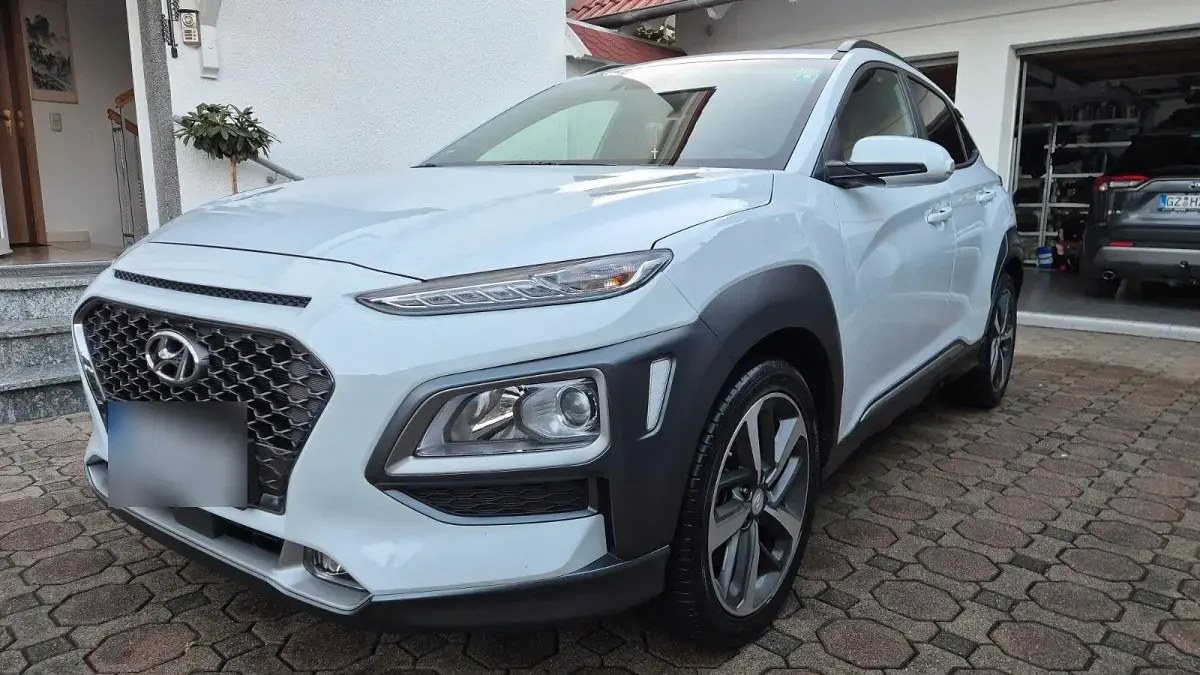 Gebraucht Hyundai Kona Style 177 PS (130 kW) 2019 Weiß SUV