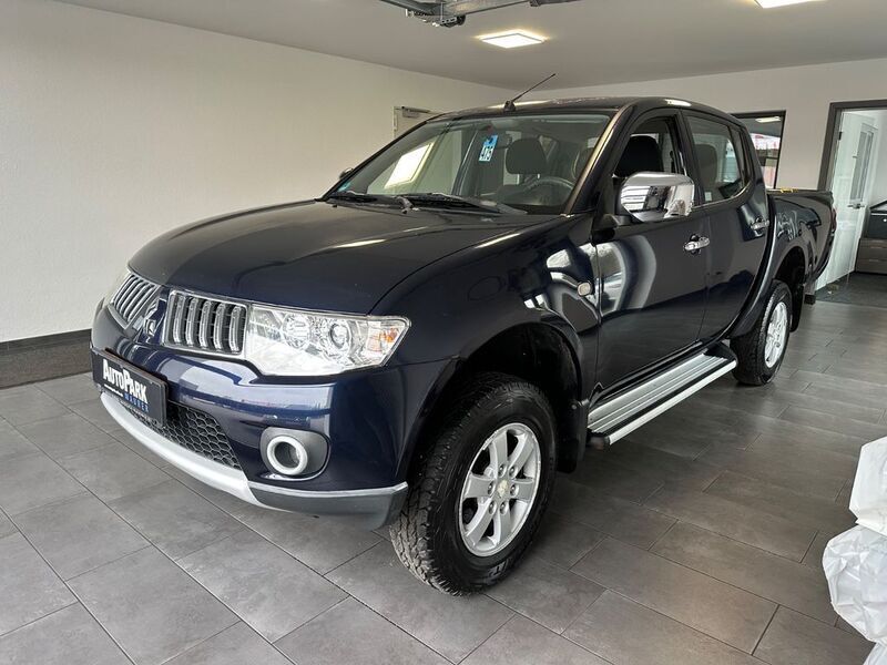 Blau Gebraucht 2012 Mitsubishi L200 Invite Abholung | 12.998 € (Etwas zu teuer) - Bild 1/4