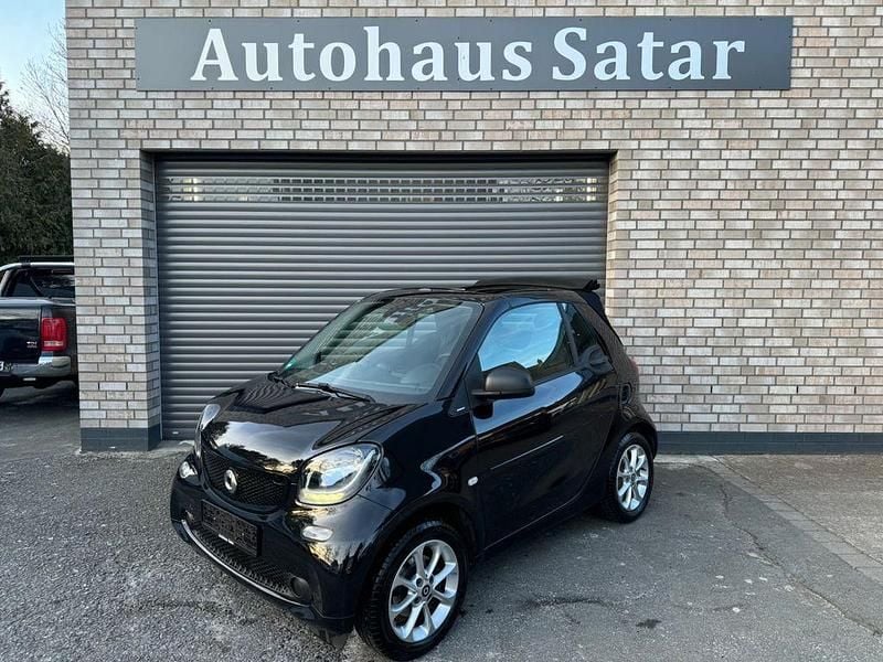 Gebraucht Smart ForTwo Cabrio 90 PS (66 kW) 2019 Schwarz Cabrio