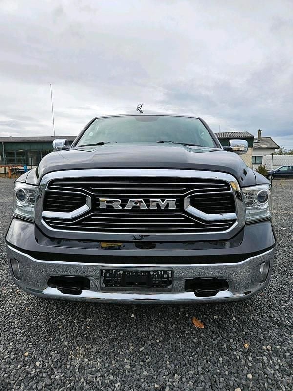 Schwarz Gebraucht 2019 Dodge Ram Abholung | 28.500 € (Superpreis) - Bild 1/4