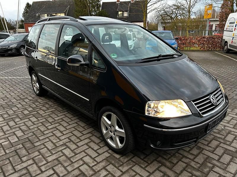Schwarz Gebraucht 2008 VW Sharan Van / Kleinbus | 3.800 € (Fairer Preis) - Bild 1/4