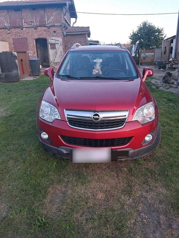 Gebraucht Opel Antara 167 PS (122 kW) 2015 Rot SUV